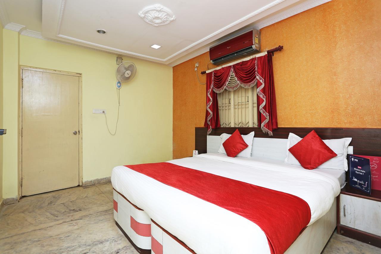 Отель Oyo 4526 Jaydev Vihar Бхубанешвара Экстерьер фото