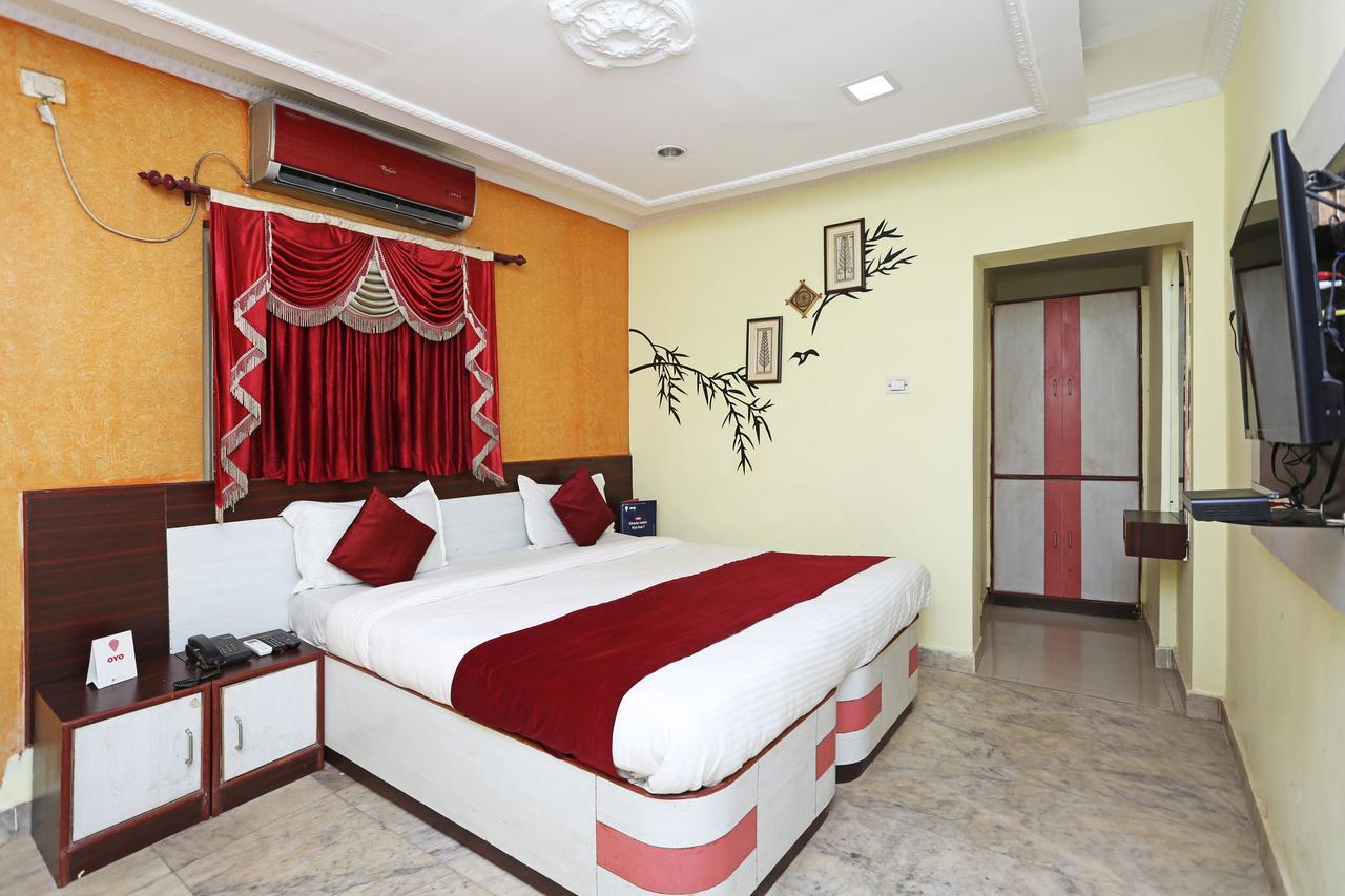 Отель Oyo 4526 Jaydev Vihar Бхубанешвара Экстерьер фото